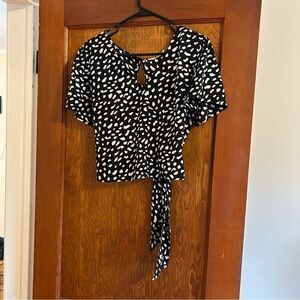 M Lush cropped cut out back top